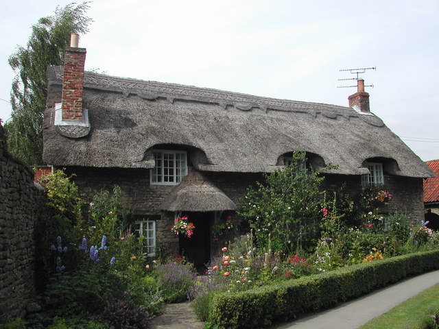 The Main Expenses of Owning a Thatched Roof Cottage